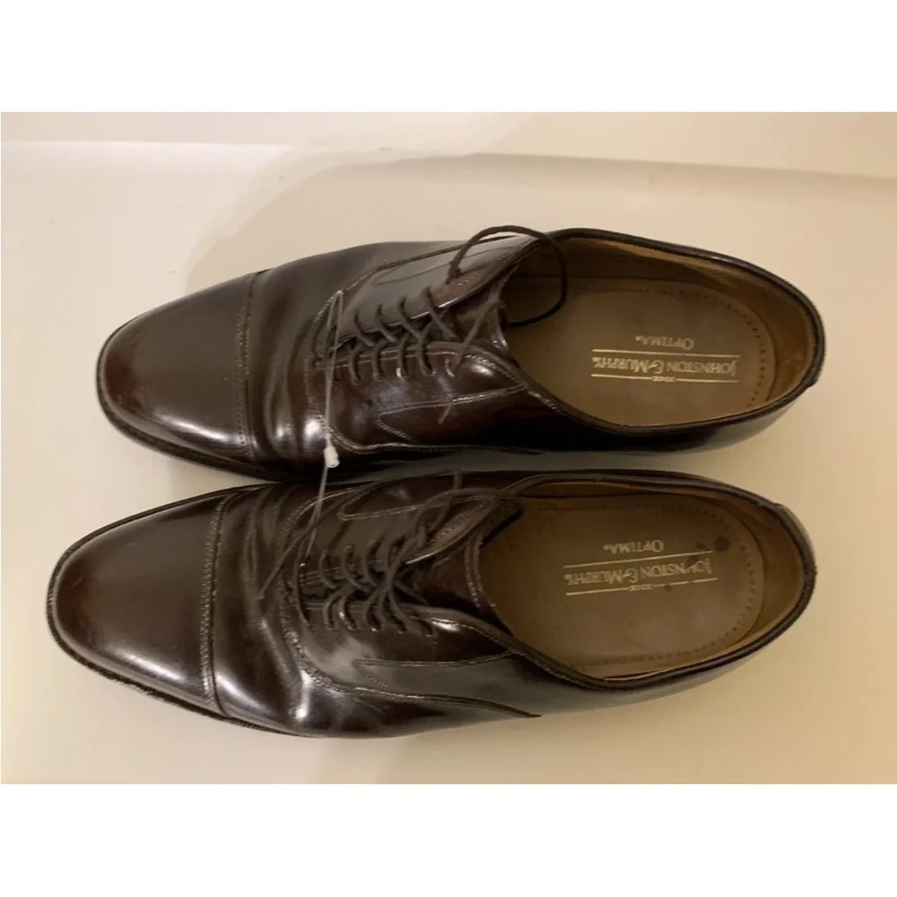 Johnston & Murphy elegant dark